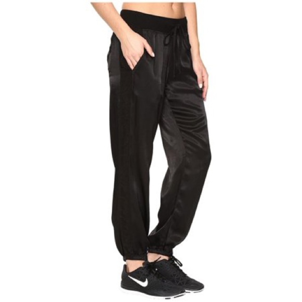 Lolë yoga pants